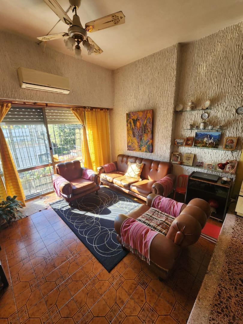 Depto Tipo Casa en Venta de 3 ambientes