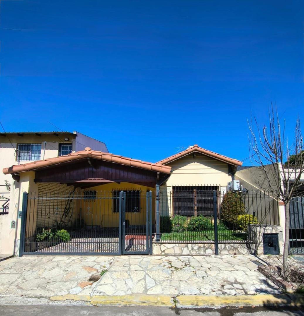 Chalet en venta - Castelar Norte - Wilde al 2100