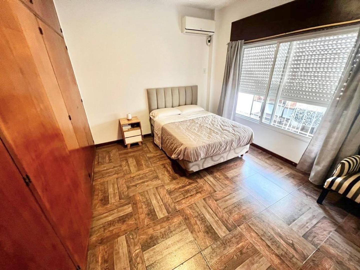 Casa en PH reciclada en muy buen estado y ubicación.