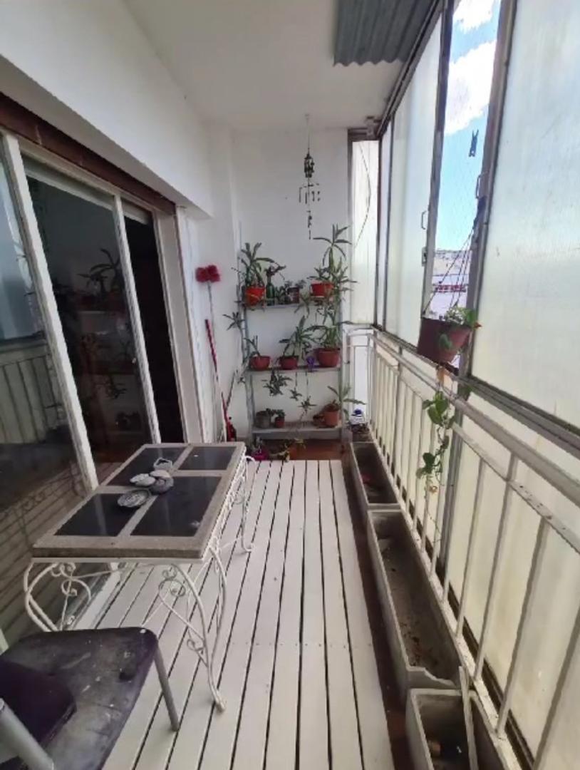 Bartolomé Mitre 1400 + Cochera Y Balcon