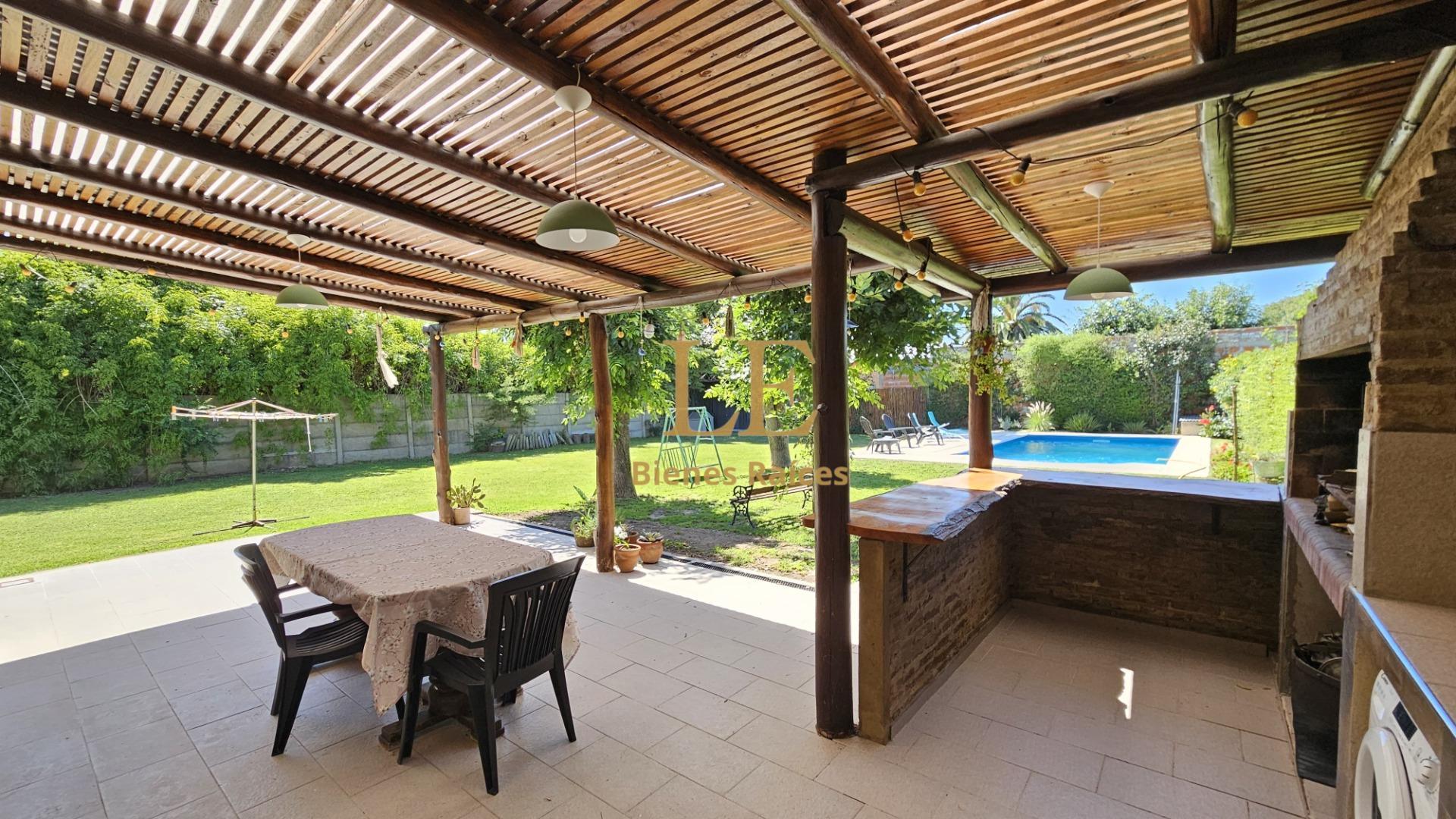 Casa en Venta en Manuel Alberti, USD 169.000