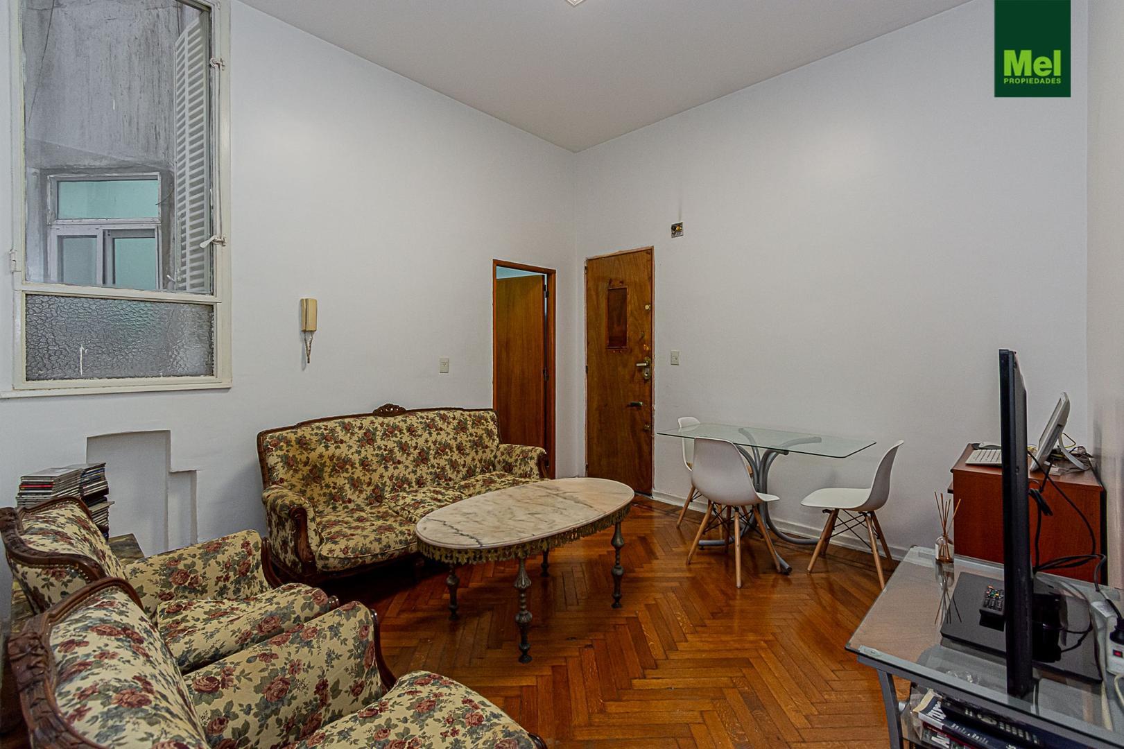 3 ambientes - Tribunales - Venta
