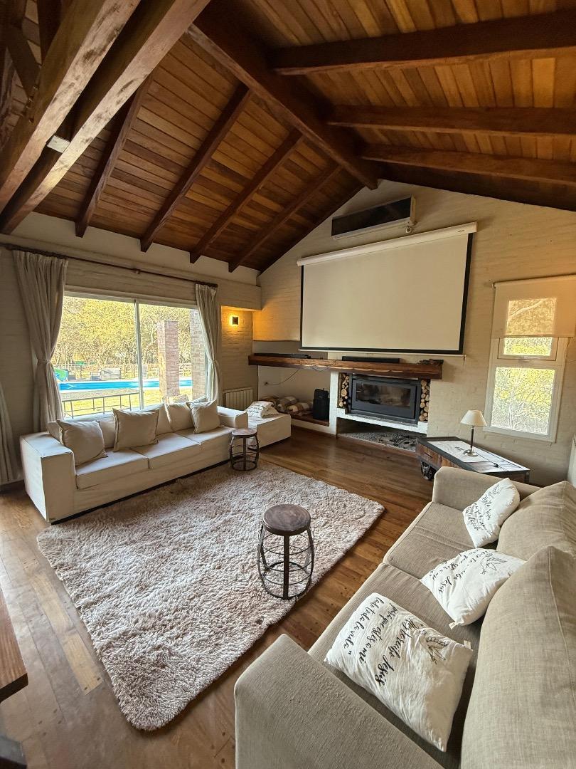 ALQUILO CASA AMOBLDA, EL BOSQUE, 3 DORMITORIOS, PILETA