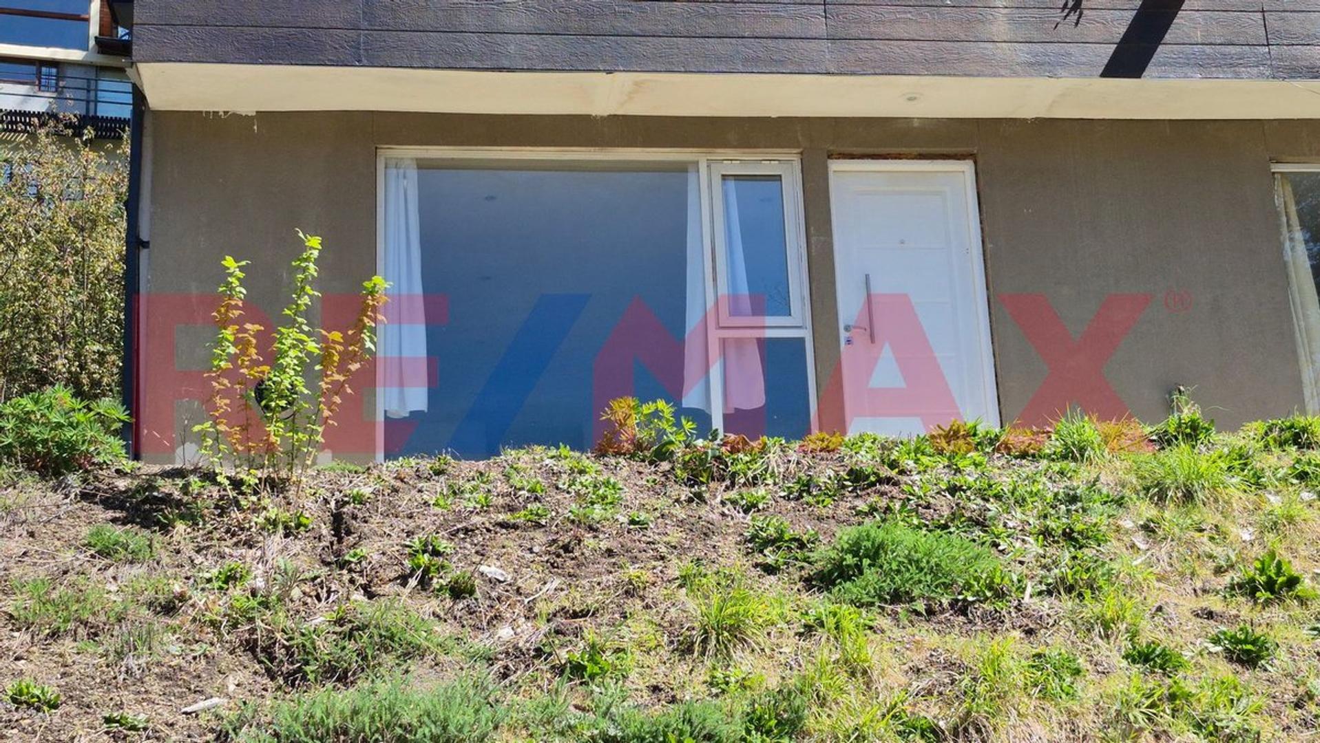 Avenida Las  Gallaretas 100