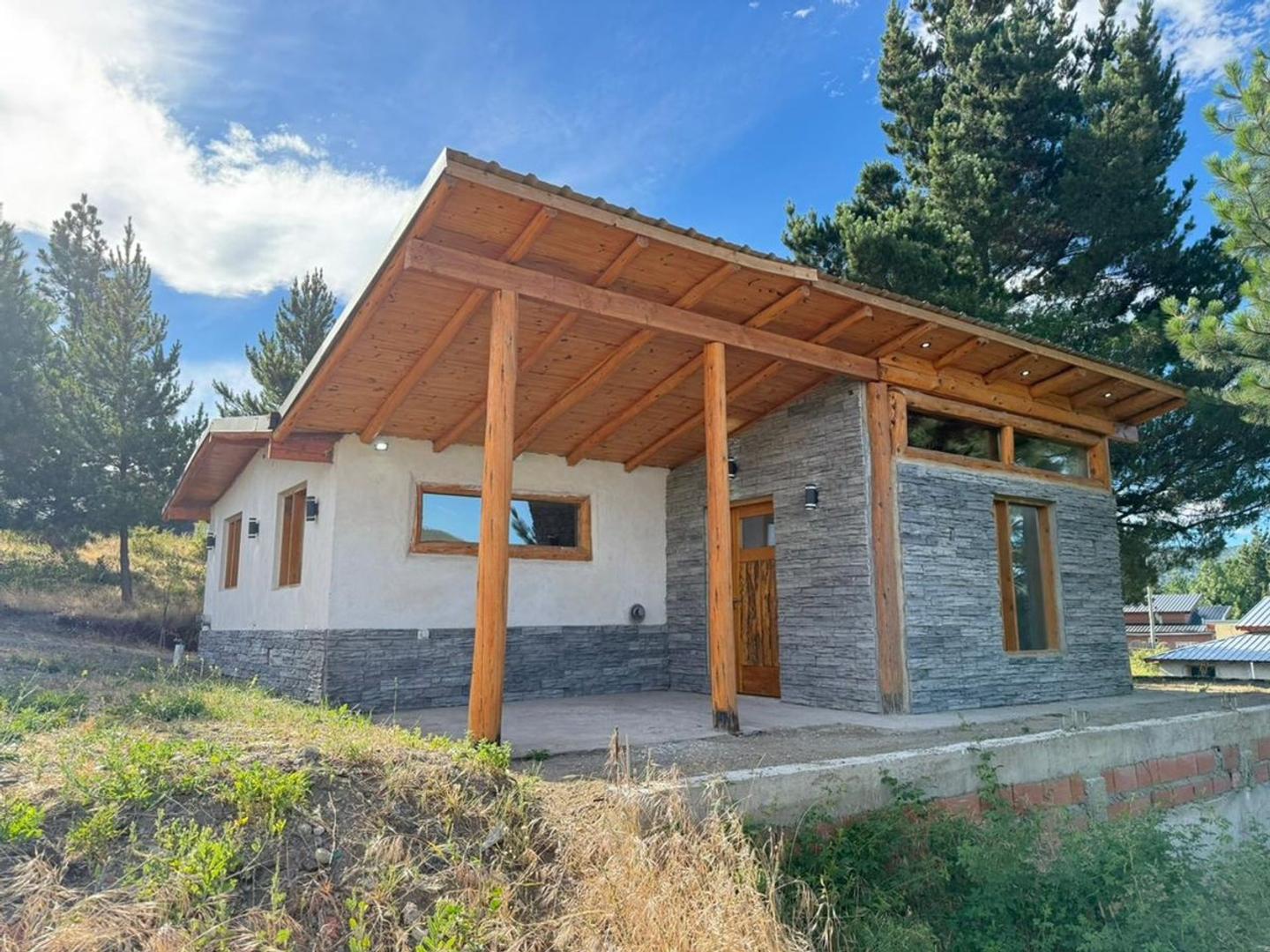Casa a estrenar Barrio Alto Epuyén
