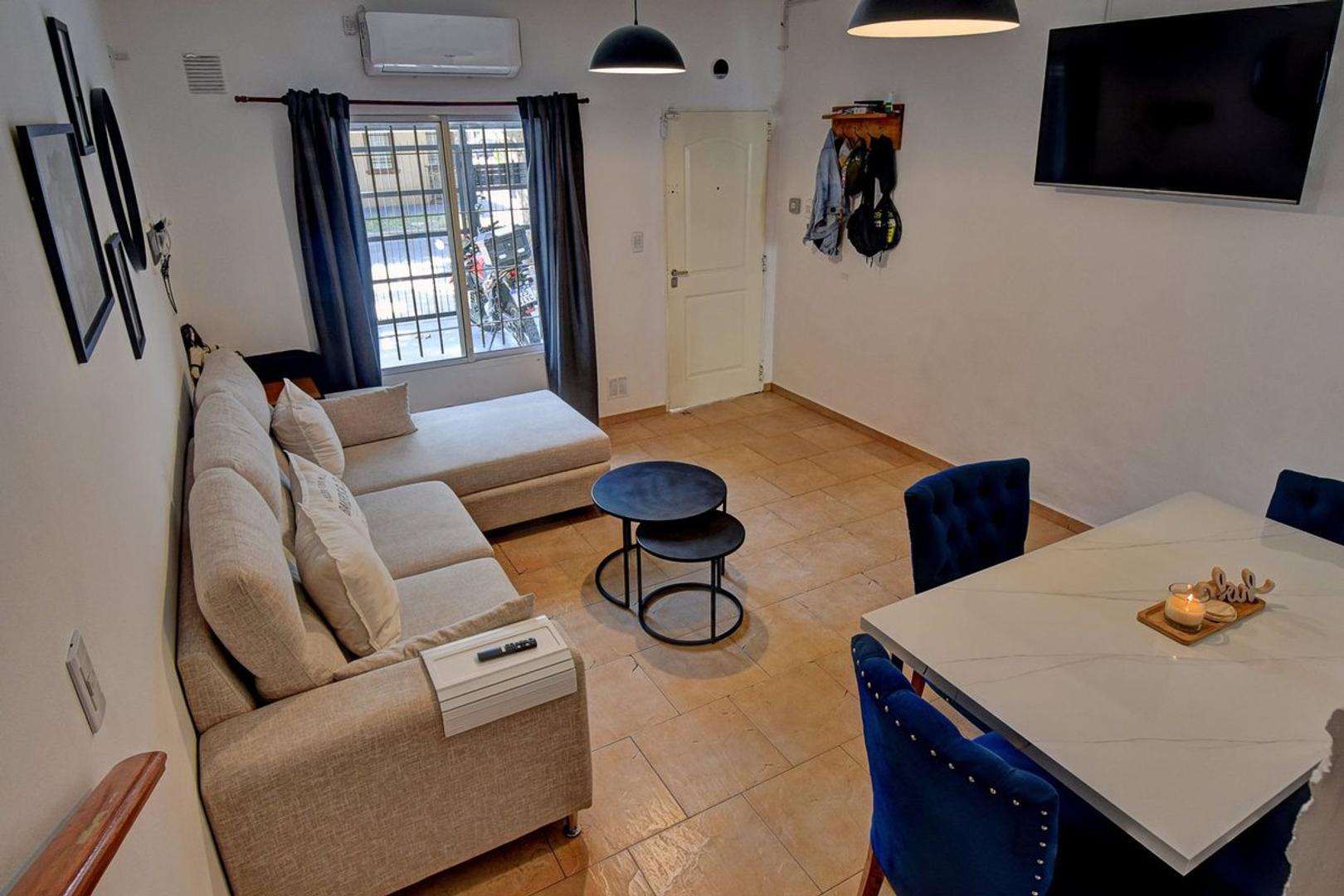 Casa en Venta con 1 cochera