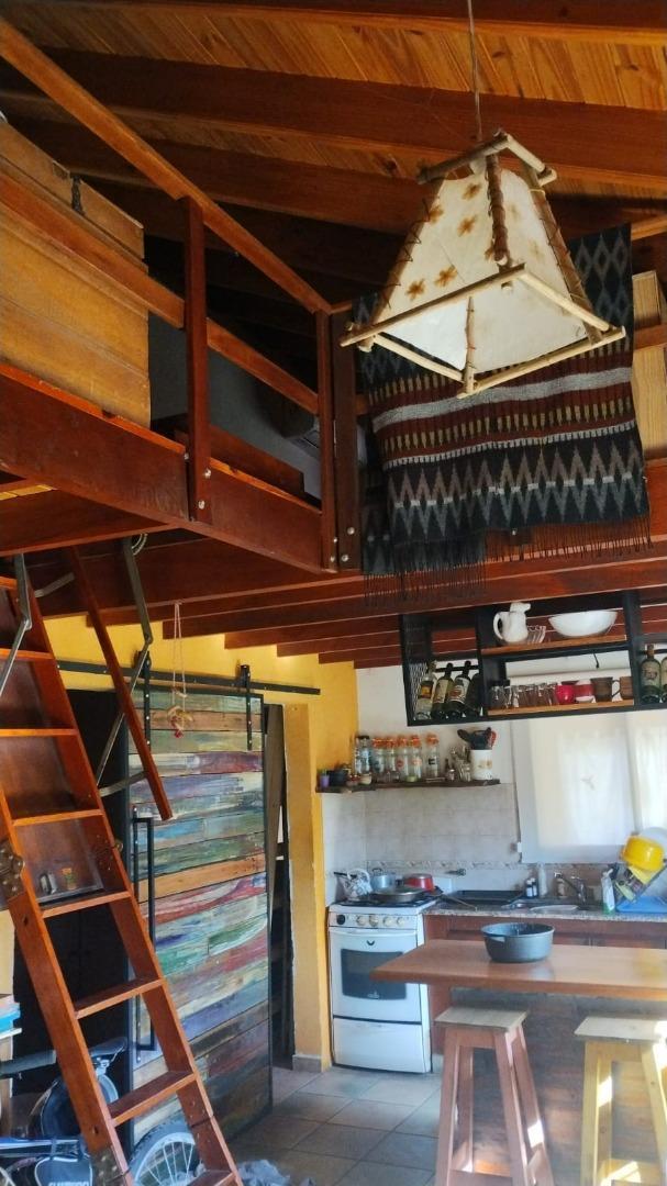 Casa 6 ambientes con 5 baños