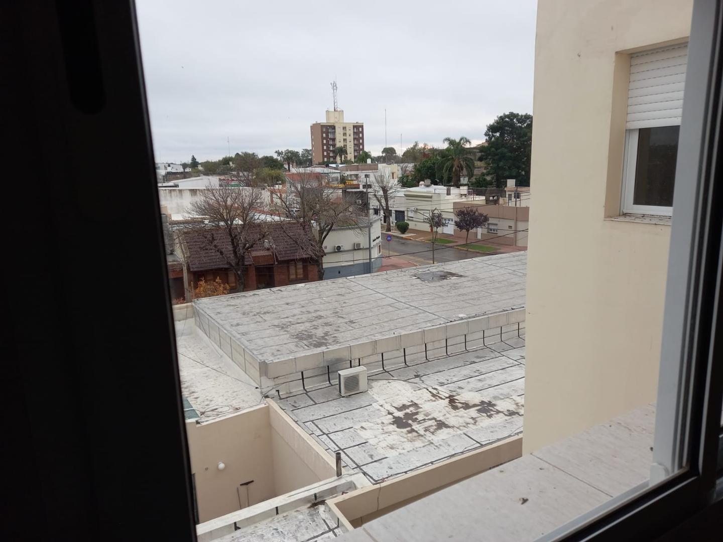 A Del Valle 234 , Piso 3