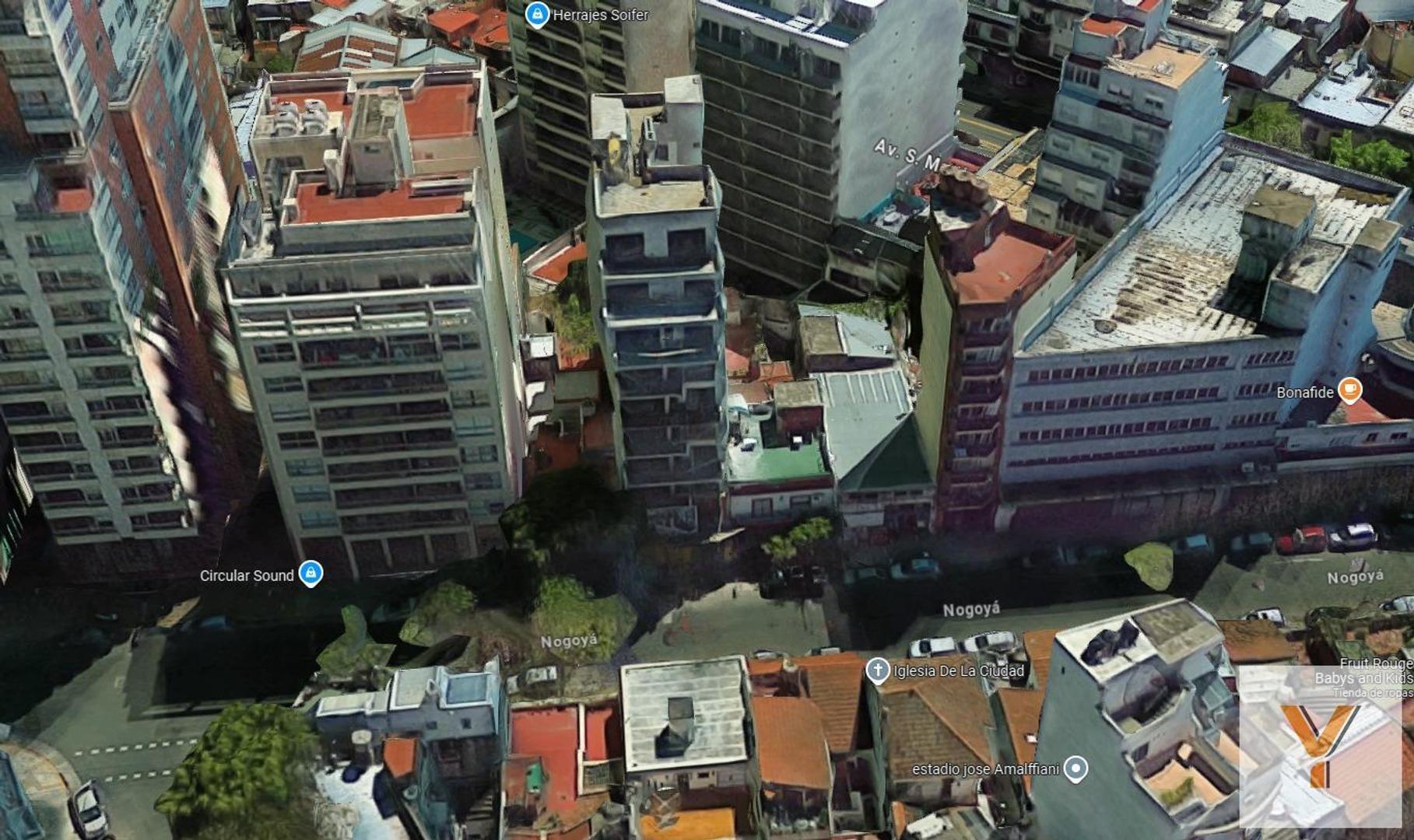 Cochera en venta - 12Mts2 - Villa del Parque