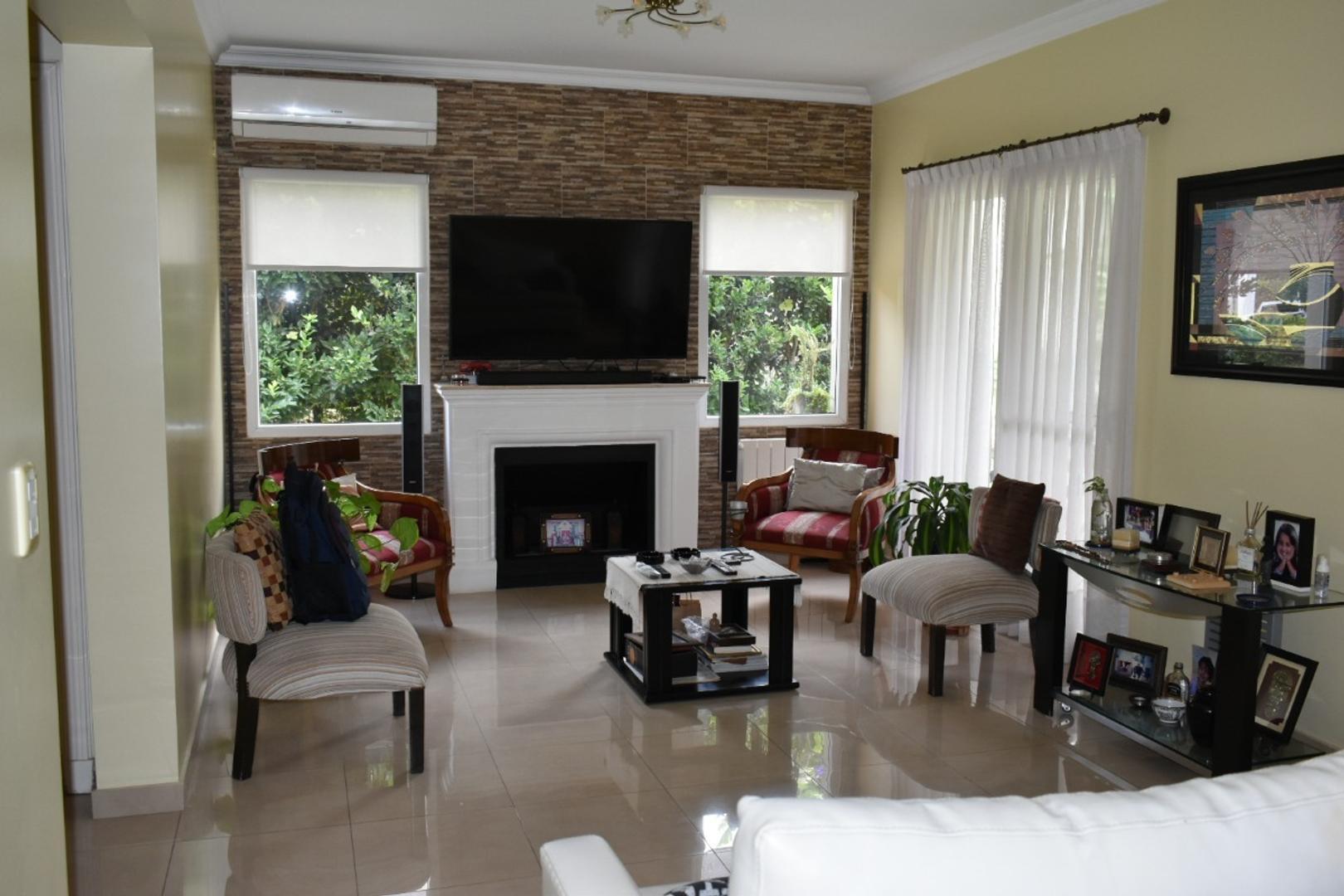 Casa en Venta en Los Jazmines, USD 260.000
