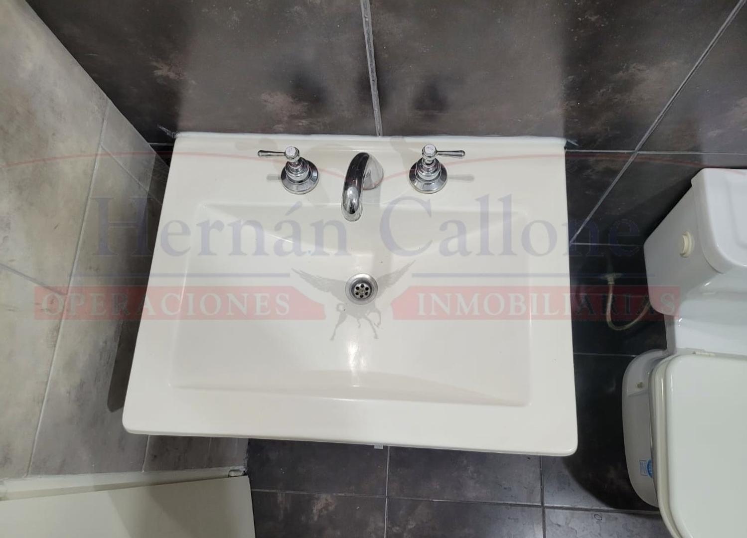 Departamento 2 ambientes con 1 baño