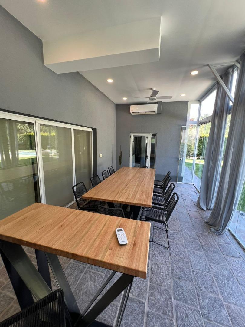 VENTA CASA 6 DORMITORIOS TERRALAGOS CANNING