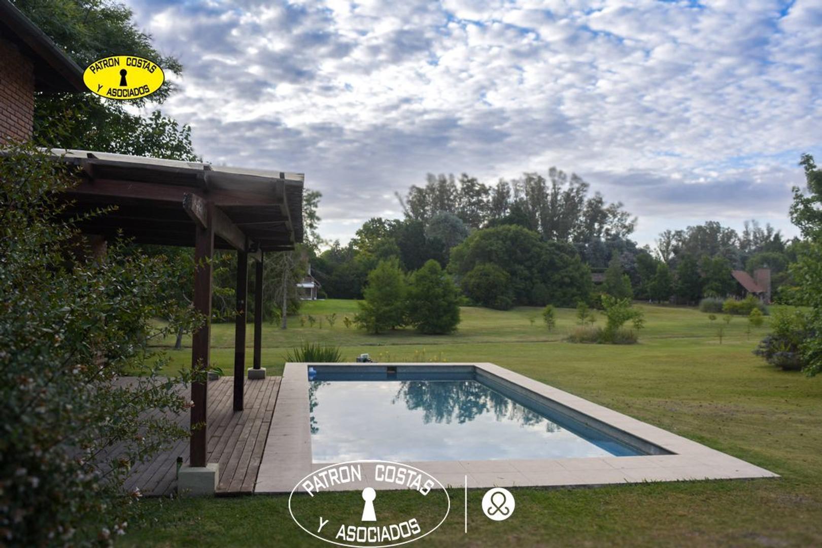 Las Praderas De Lujan 100