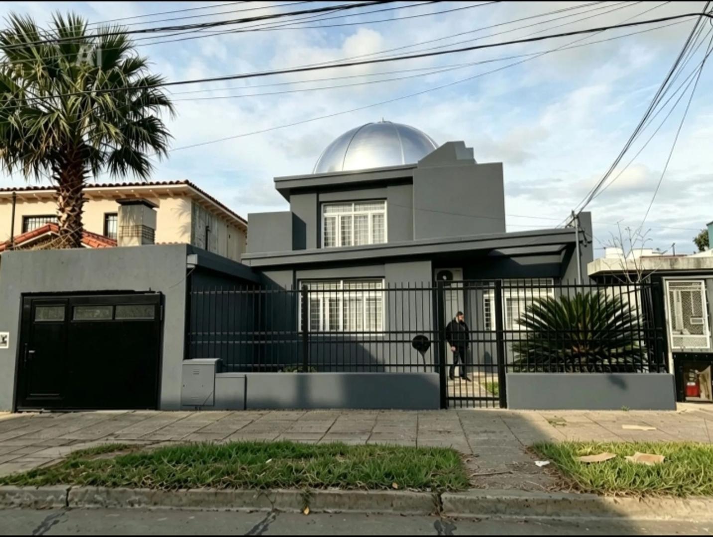 venta casa 4 amb + depto 3 amb castelar cerca Alem
