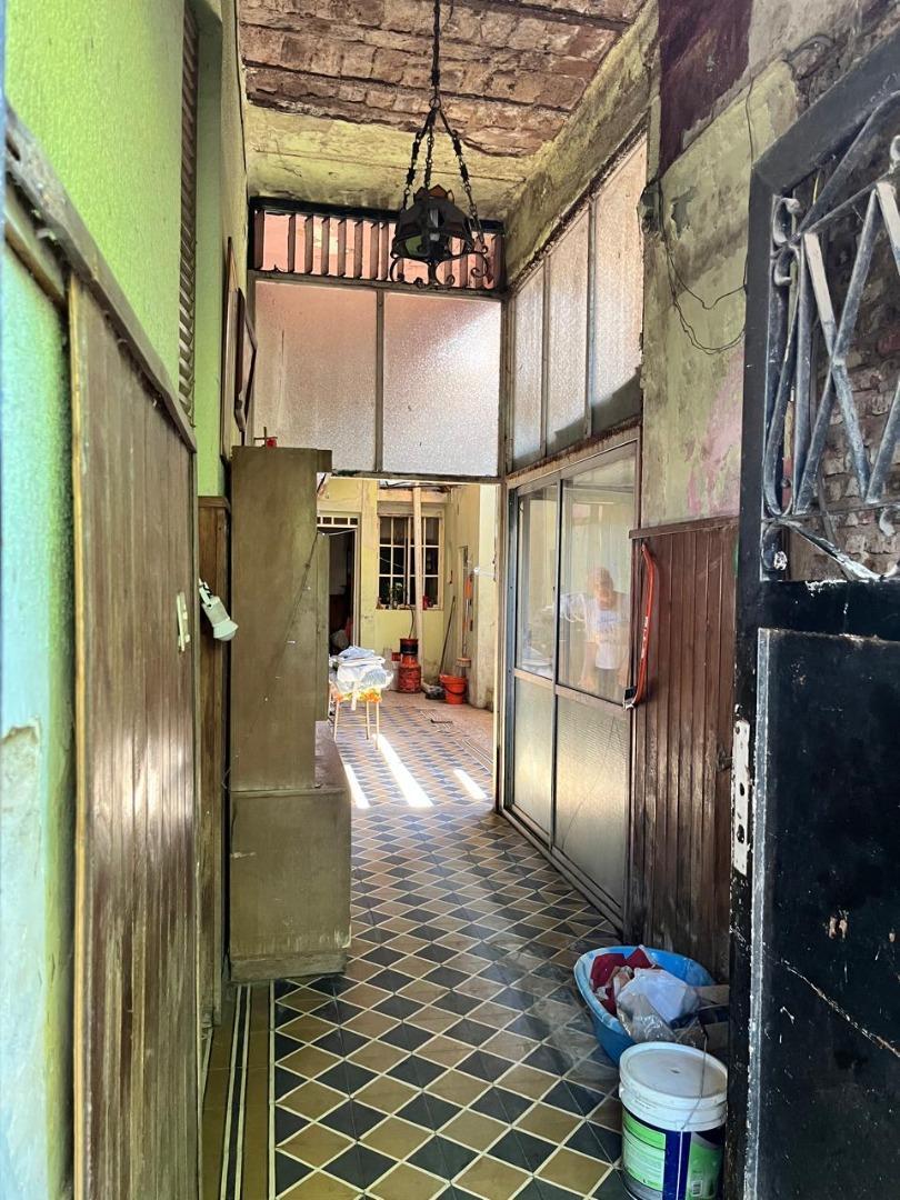 Casa 3 ambientes con 2 baños