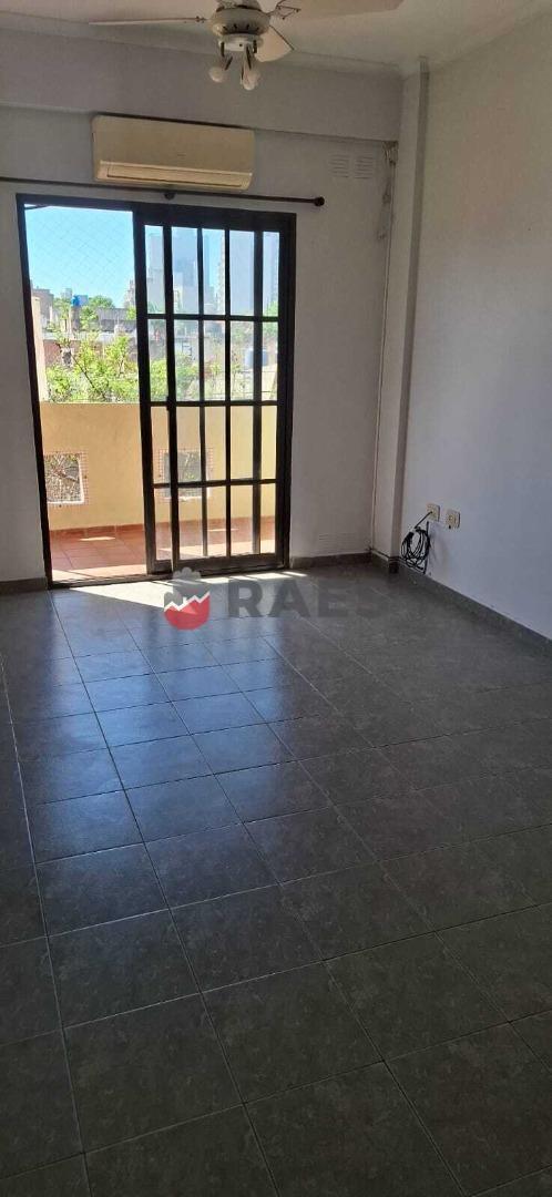 ALQUILER. DPTO DE 2 DORMIT Y COCHERA