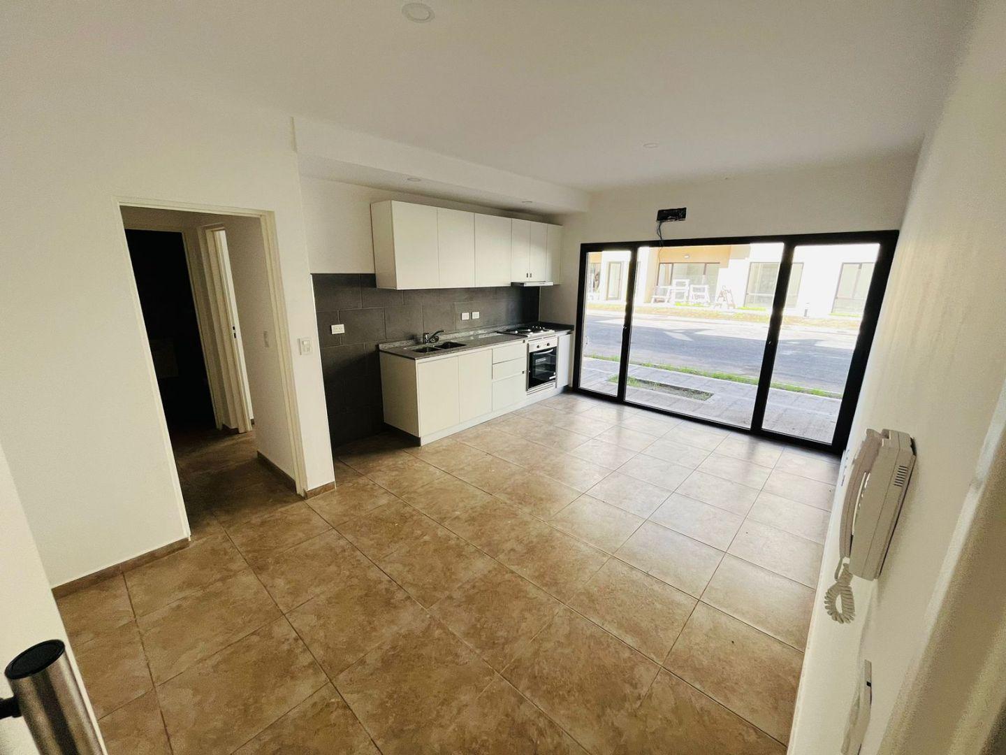 Departamento en Alquiler con 1 cocheras