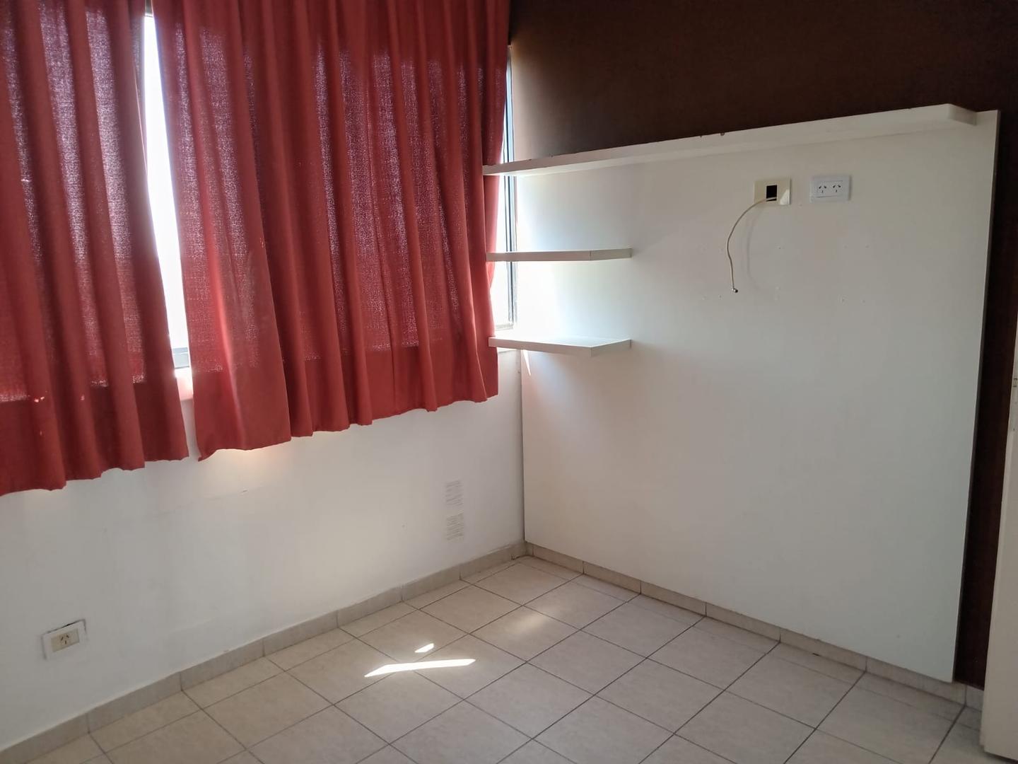 Pte Peron 500, Piso 13