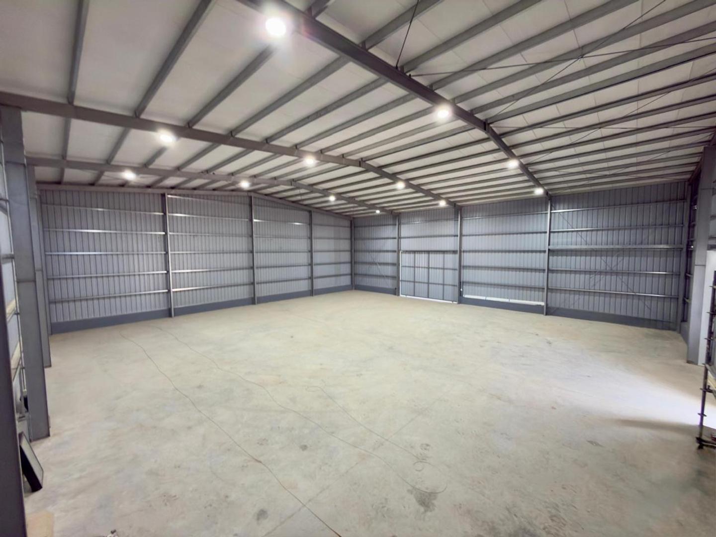 Galpon en Alquiler en Abasto, USD 4.500