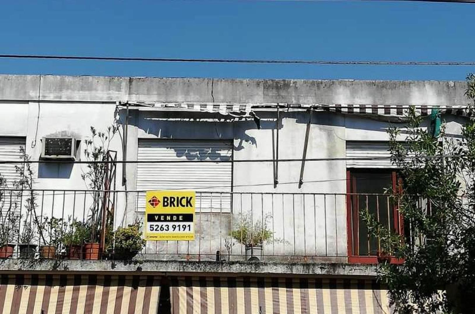 Laureana Ferrari  y Perdriel