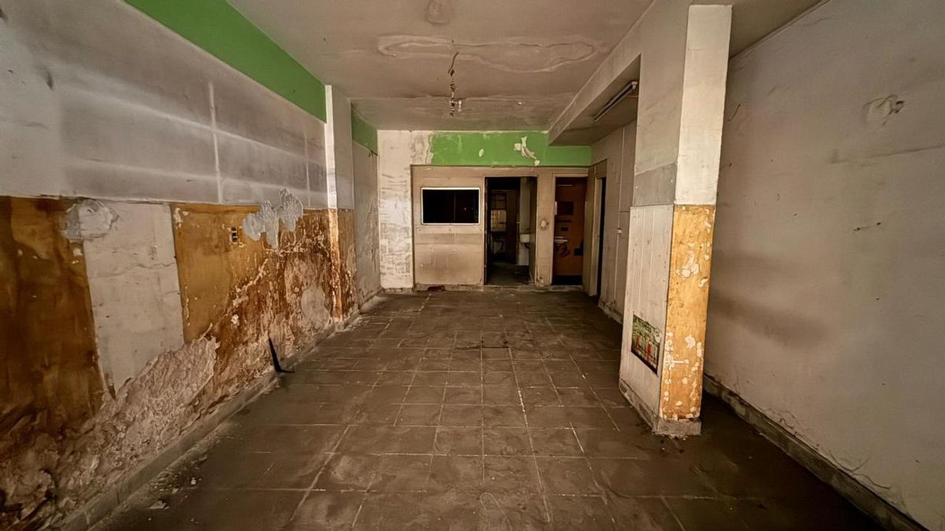 Local en Venta 40 años