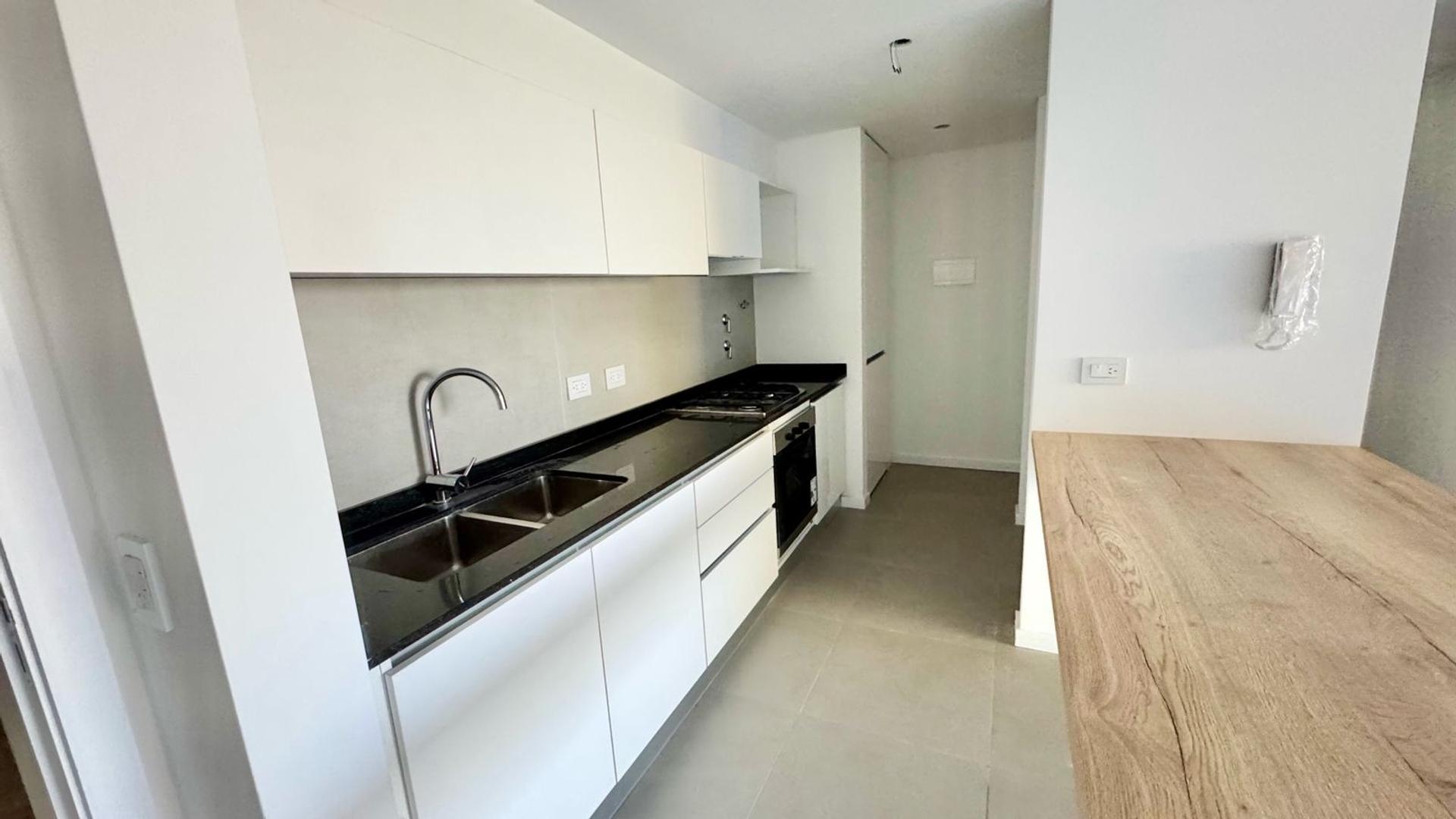 Departamento 4 ambientes con 2 baños