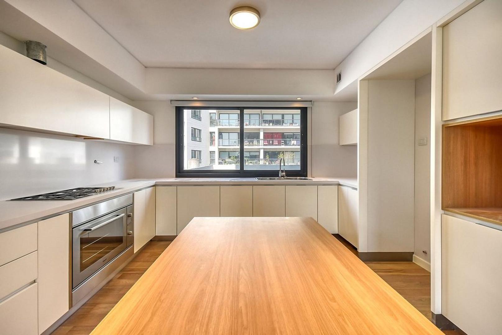 Departamento en Venta en Olivos, USD 1.390.000
