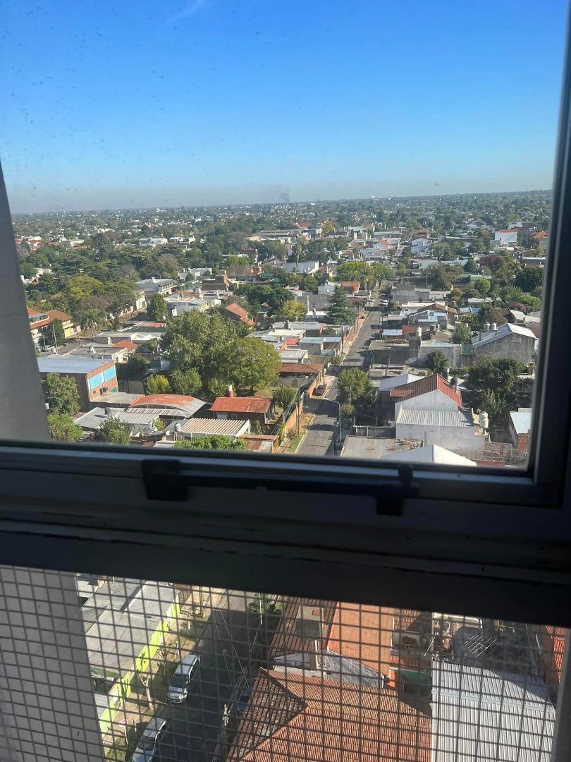 OPORTUNIDAD  VENTA DEPTO 4 AMB. COVAC, COCHERA Y BAULERA.