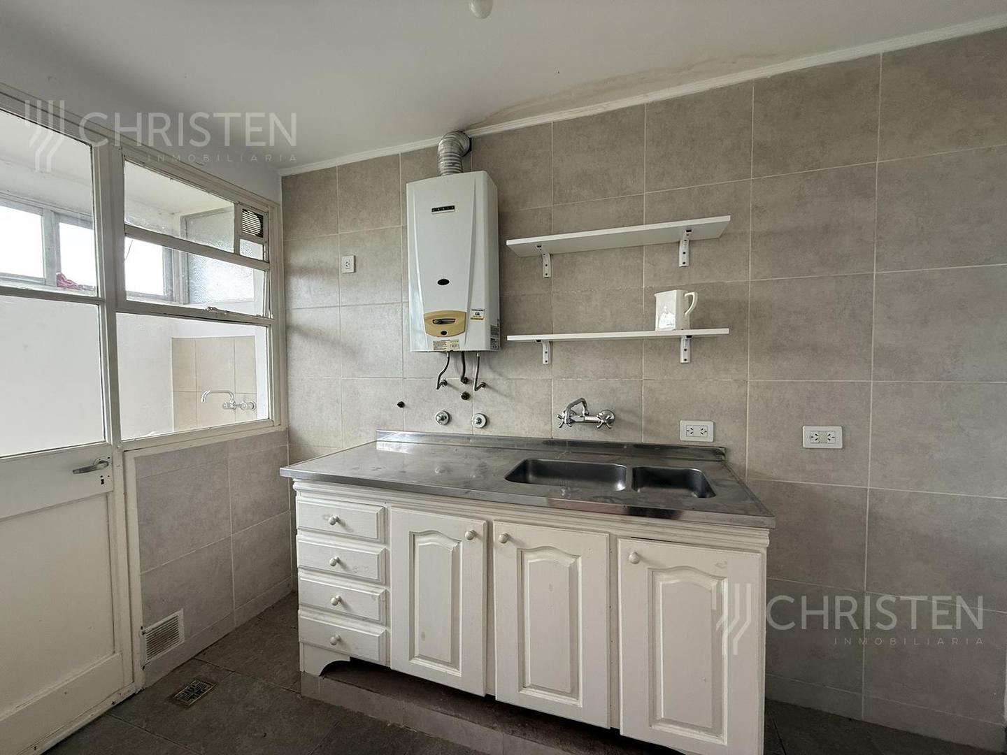 Departamento en Alquiler 50 años