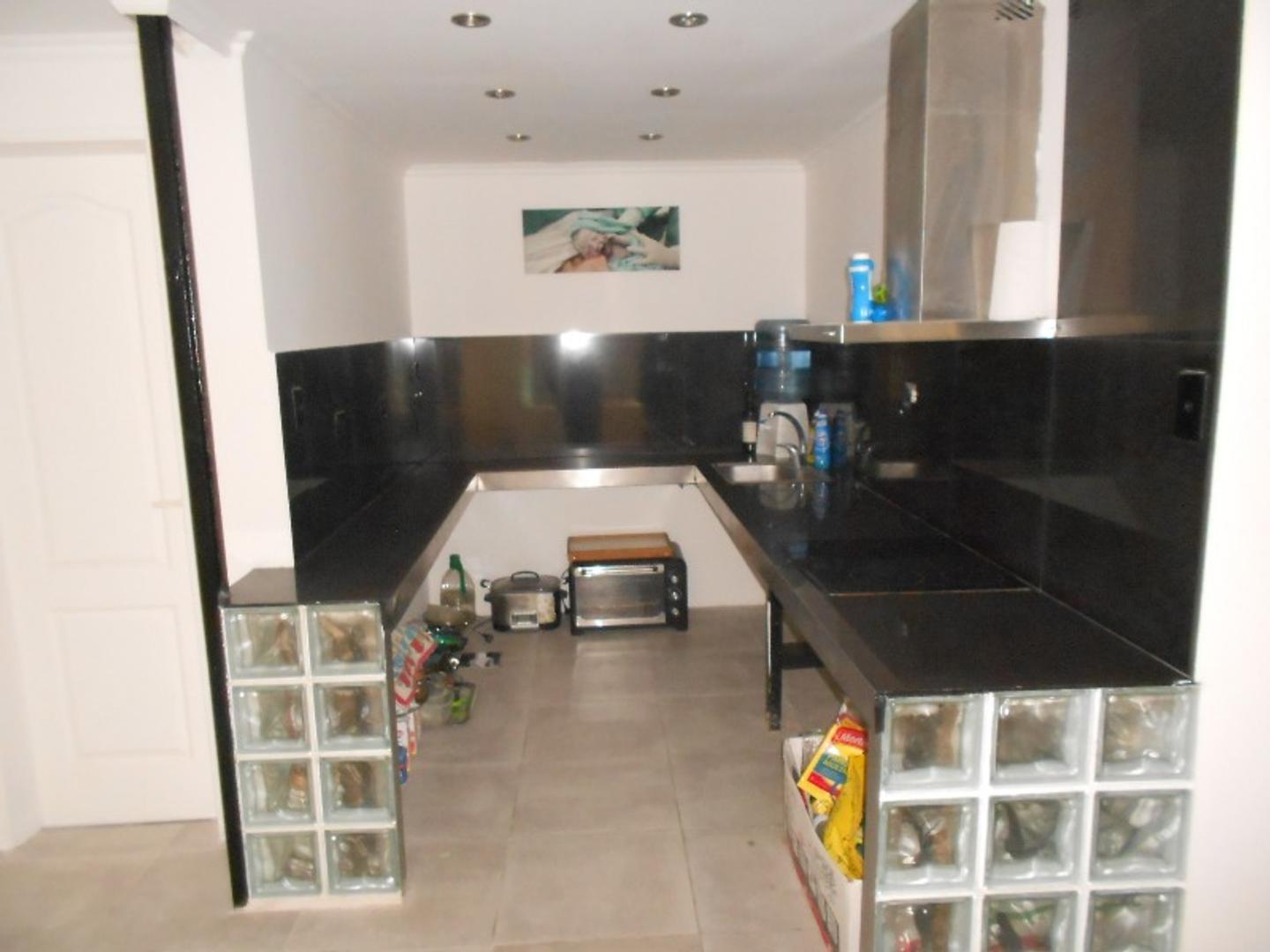 Casa en Venta en Villa Gobernador Udaondo, USD 270.000