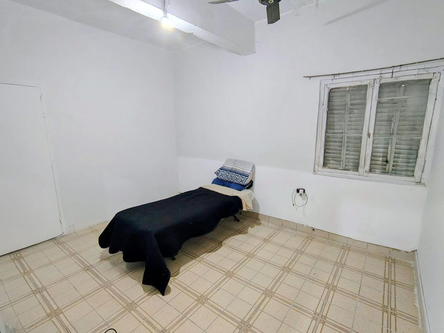 Casa 2 ambientes con 1 baño