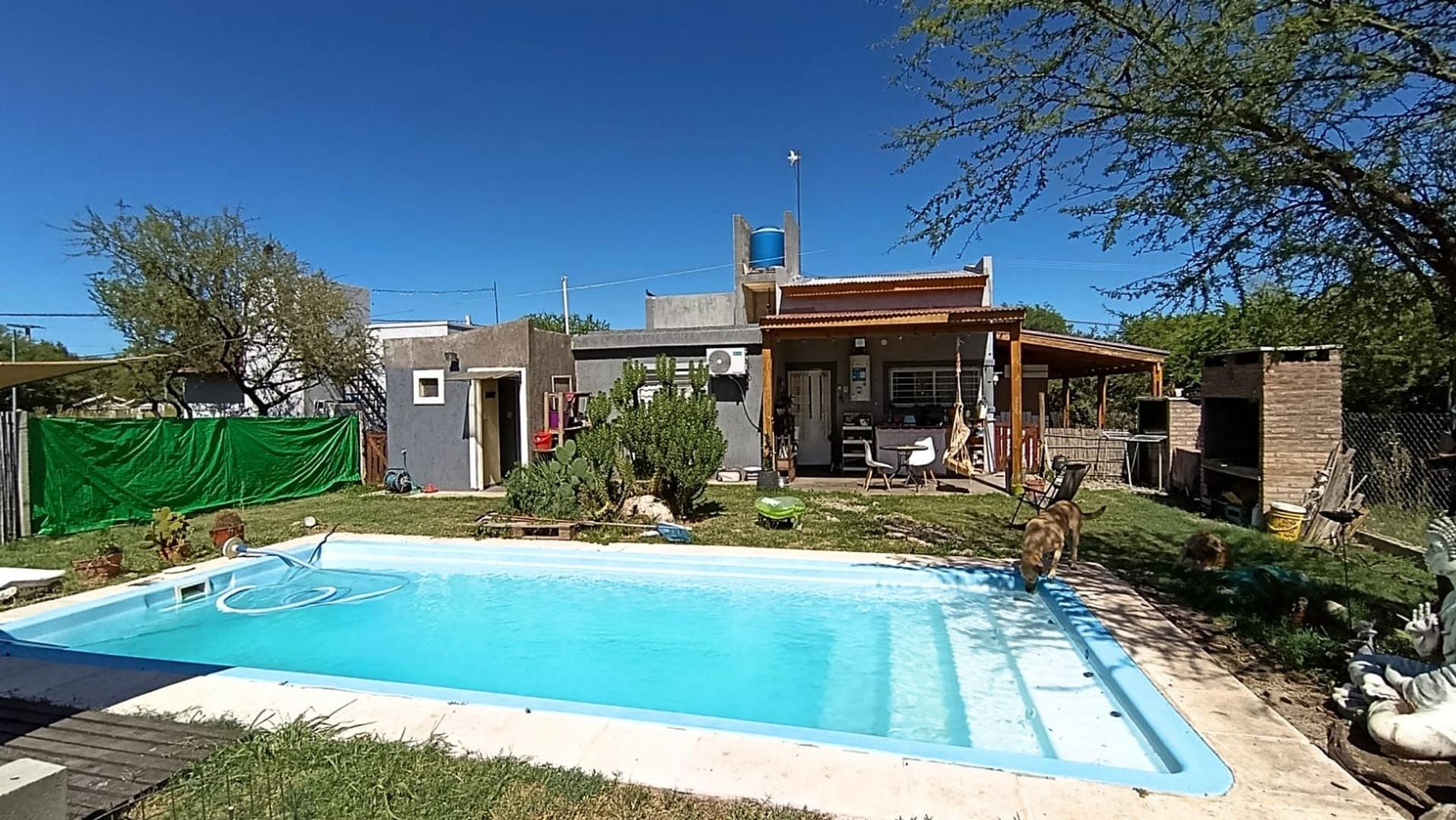 Casa 3 ambientes con 1 baño