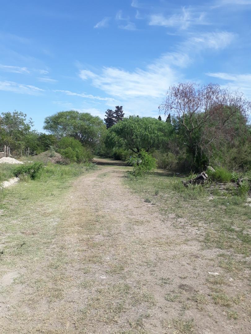 ULTIMOS 4 LOTES A 300m DE LA ENSENADA