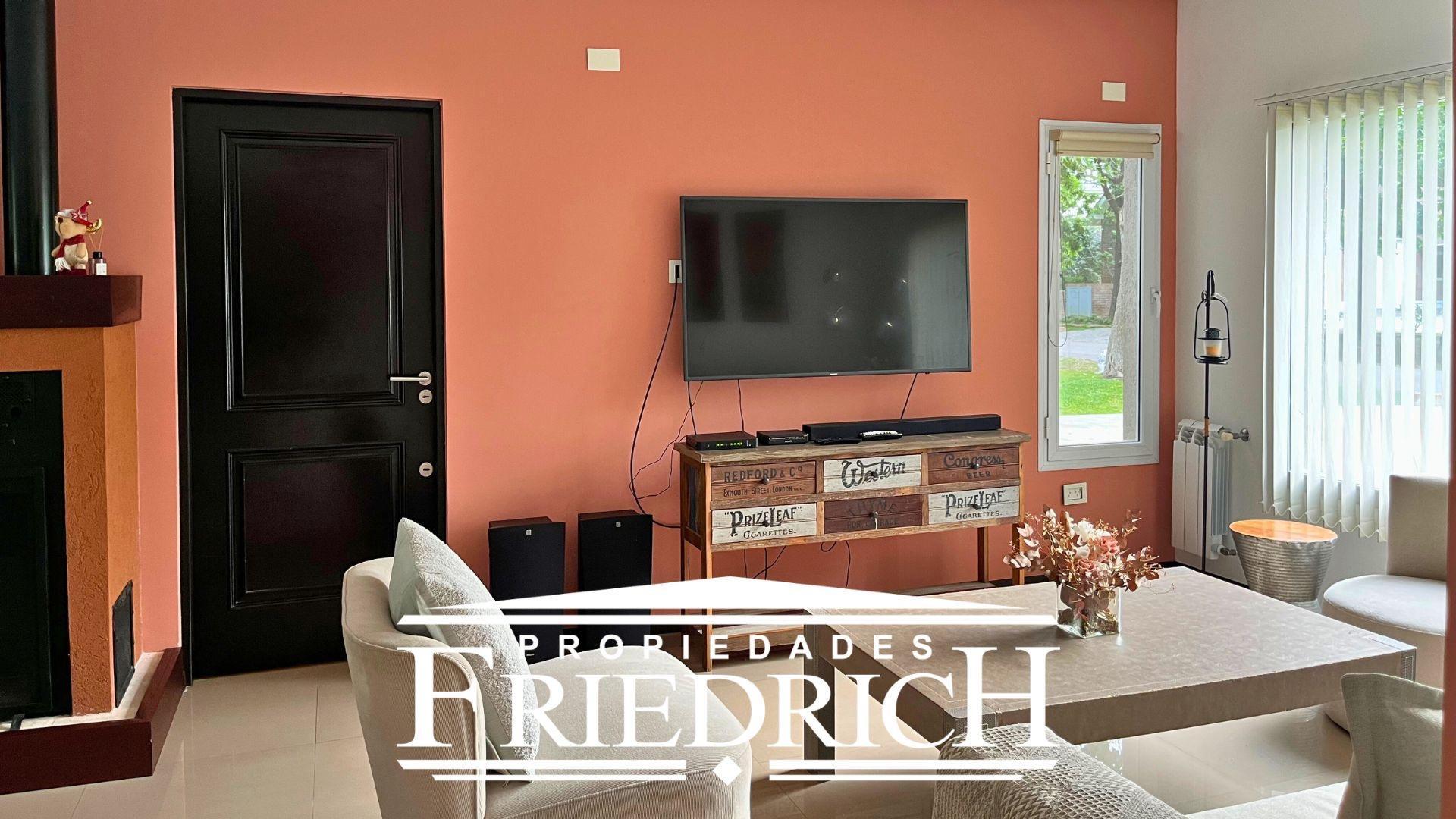 Casa en Venta en El Nacional Club De Campo, USD 400.000