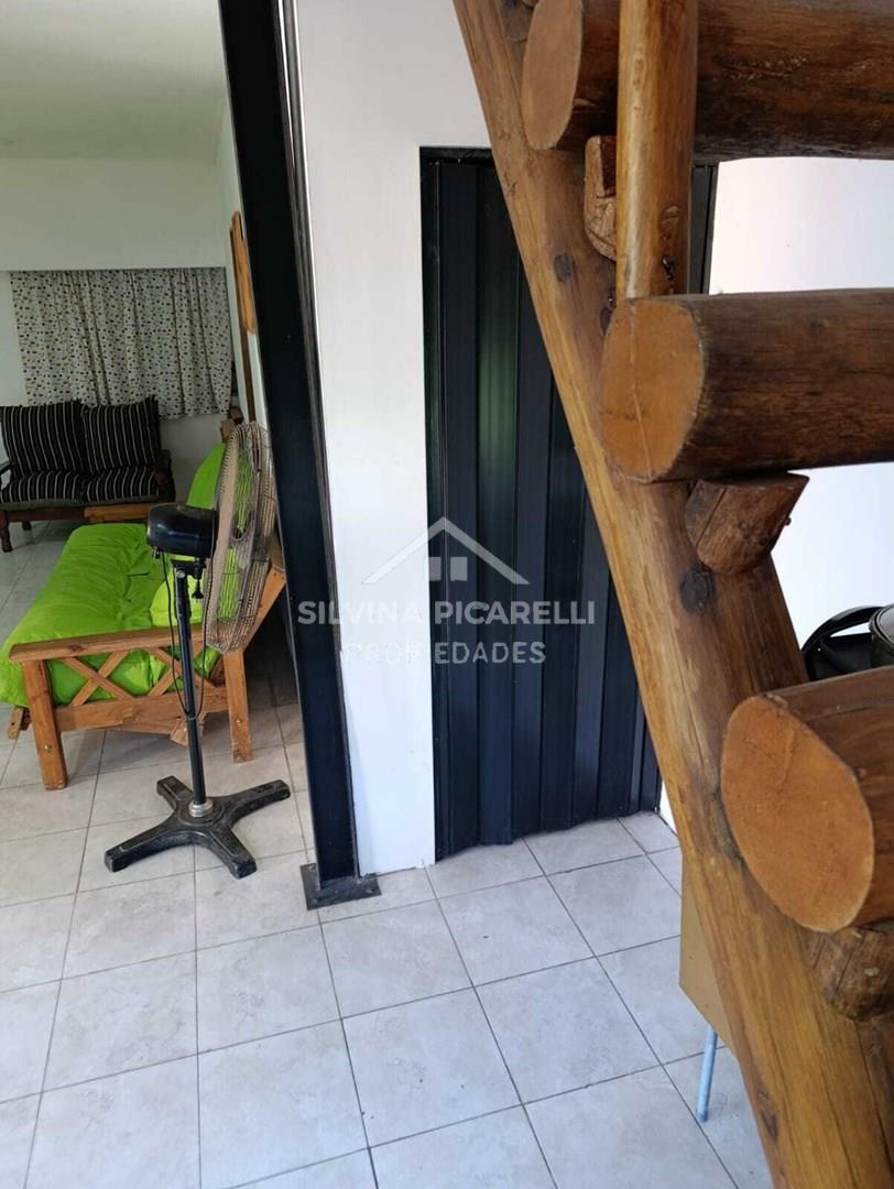 VENTA CASA 5 AMBIENTES en Barrio "EL Rincón" Tortuguitas- calle Caracas 3500