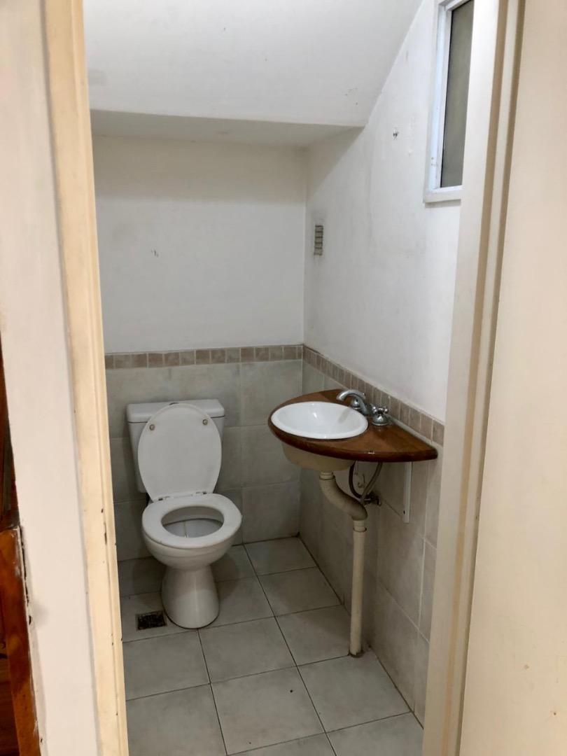 Casa 3 ambientes con 2 baños