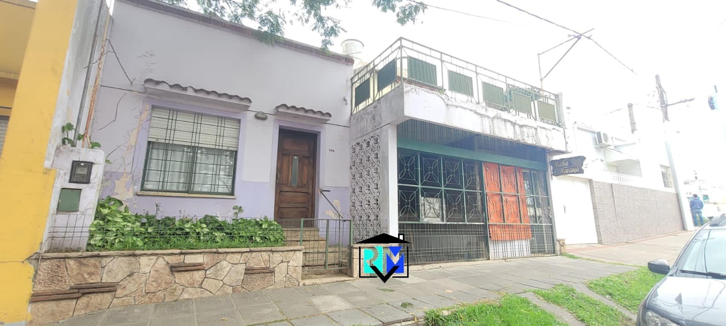 Propiedad multifuncional en zona comercial