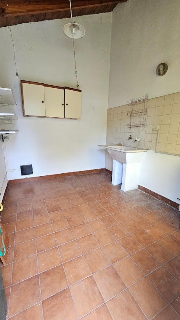 Casa 2 ambientes con 1 baño