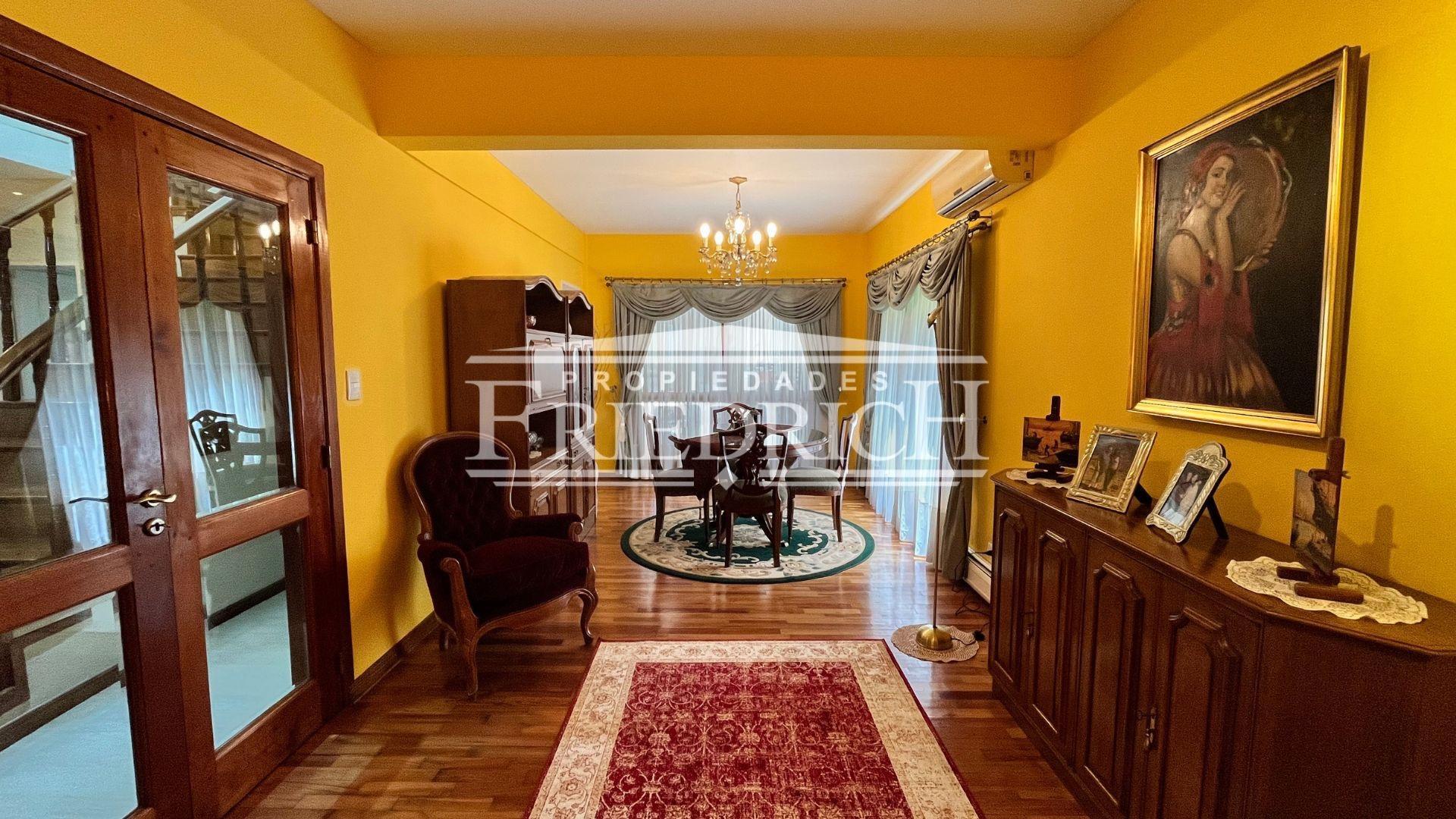 Casa en Venta de 4 dormitorios