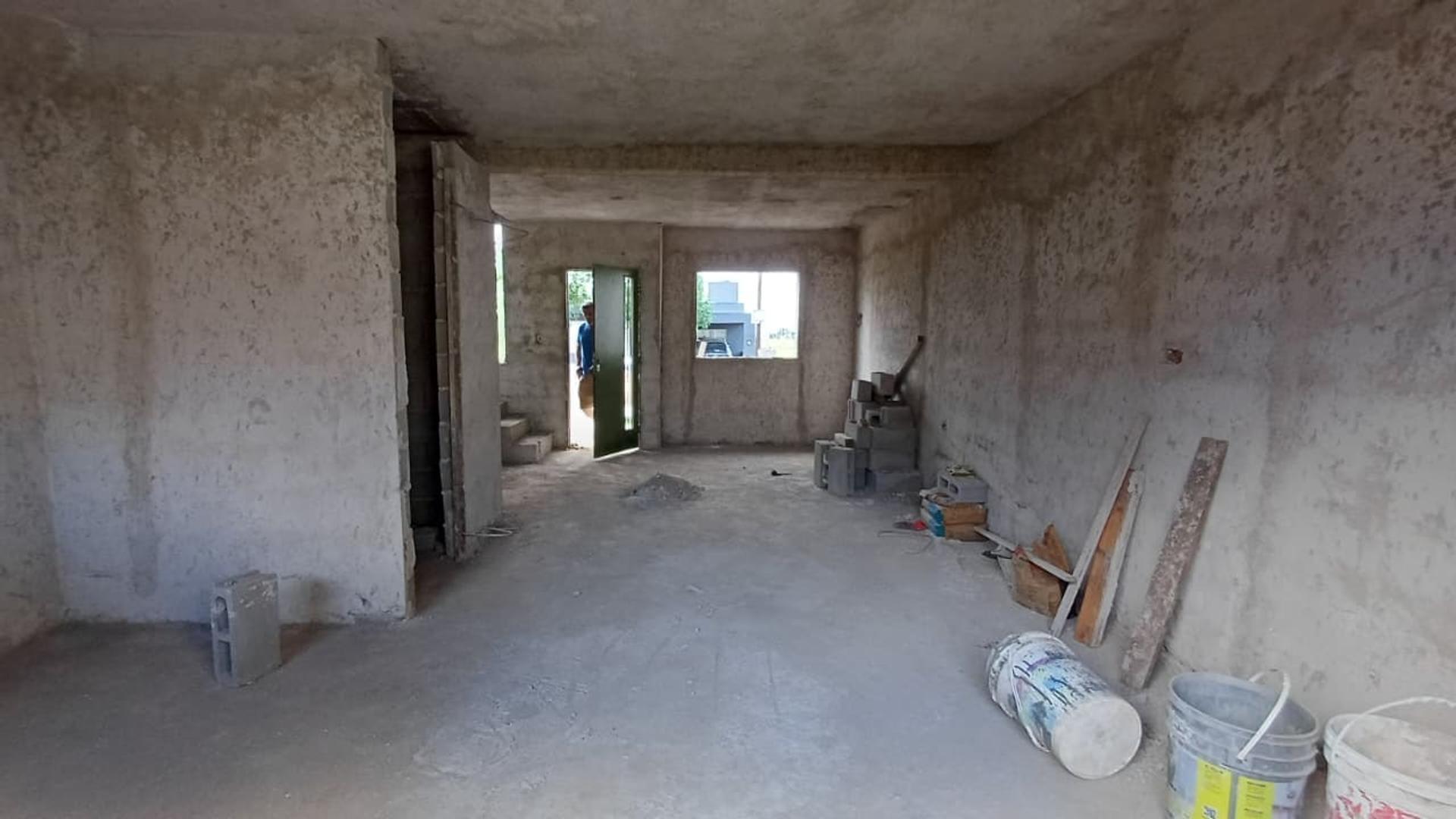 Casa 2 ambientes con 1 baño