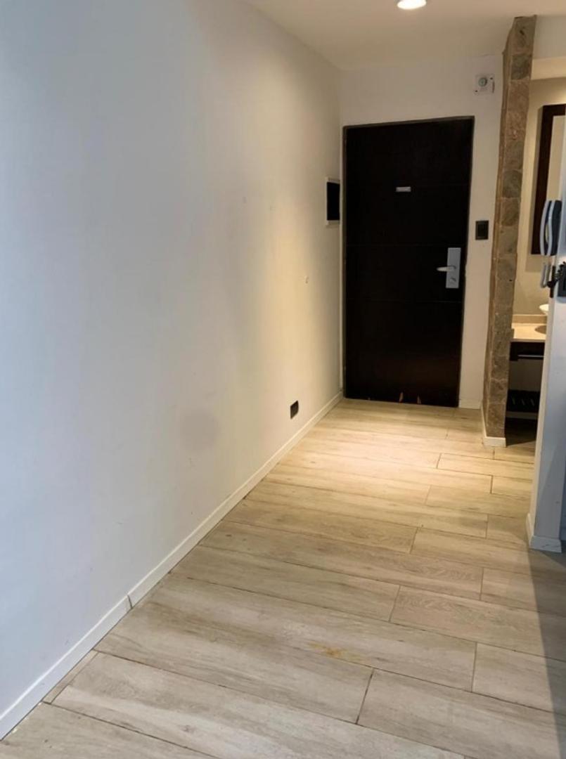 Casa 2 ambientes con 1 baño