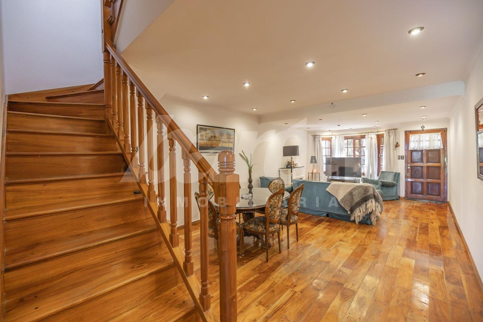 Casa 4 ambientes con 4 baños