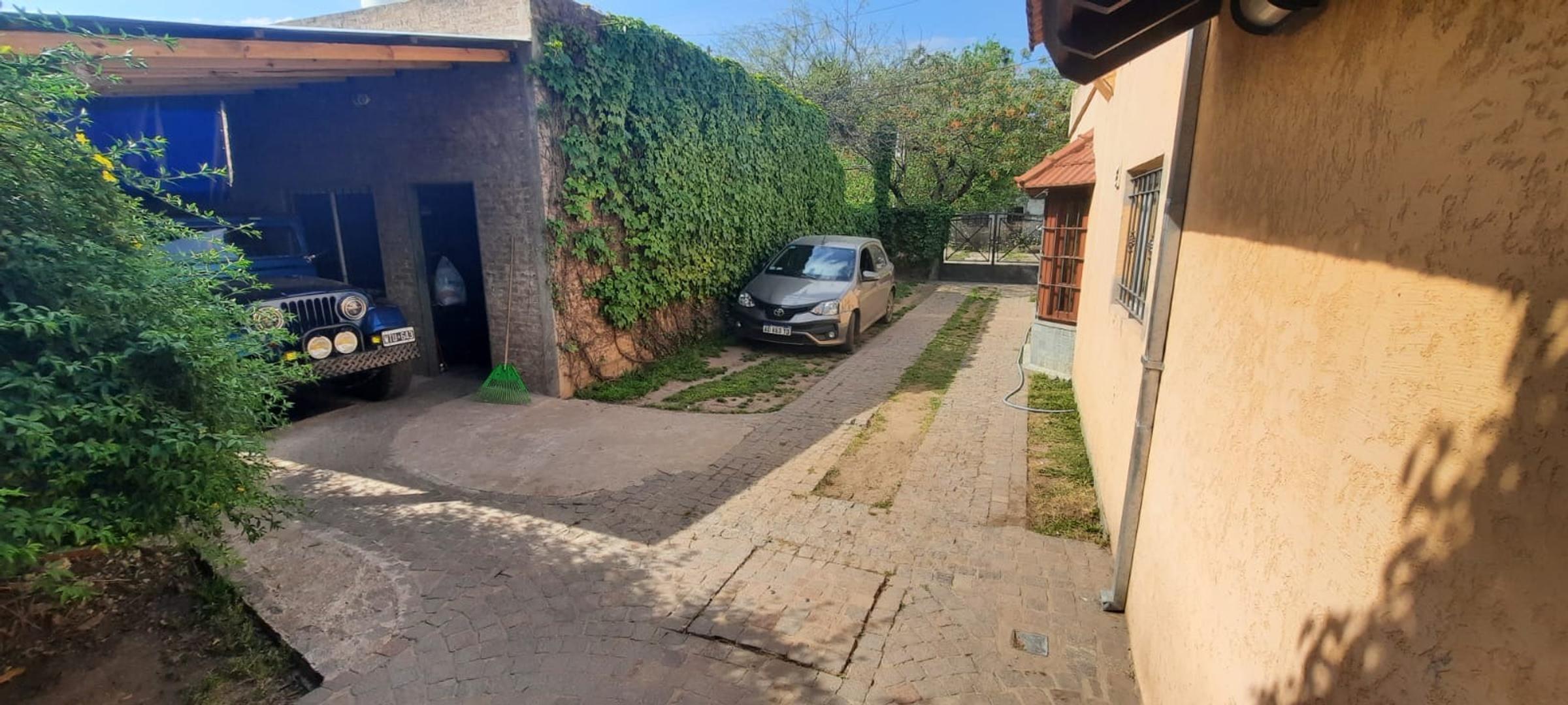 Casa en Venta en Luis Guillon, USD 130.000