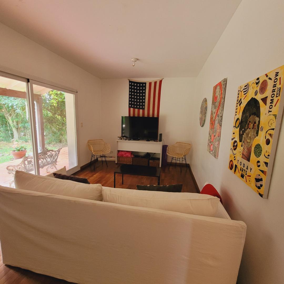 Casa 5 ambientes con 5 baños