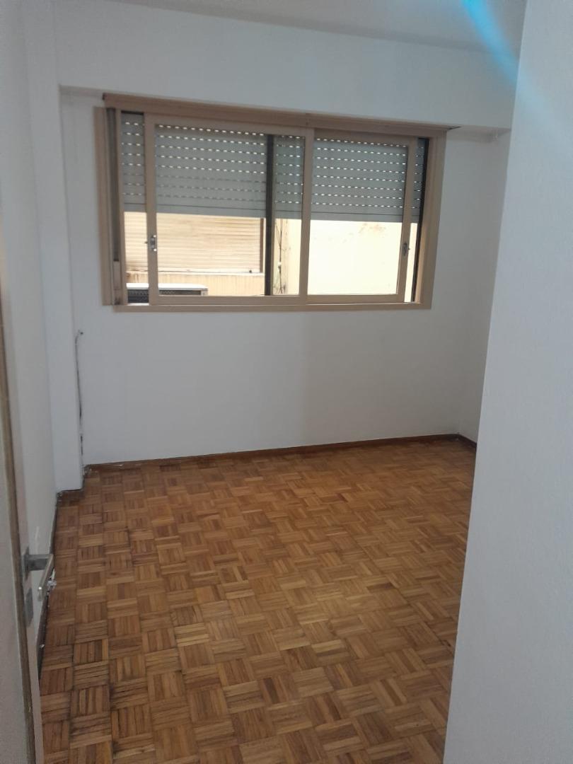 Sarmiento 1400, Piso 2