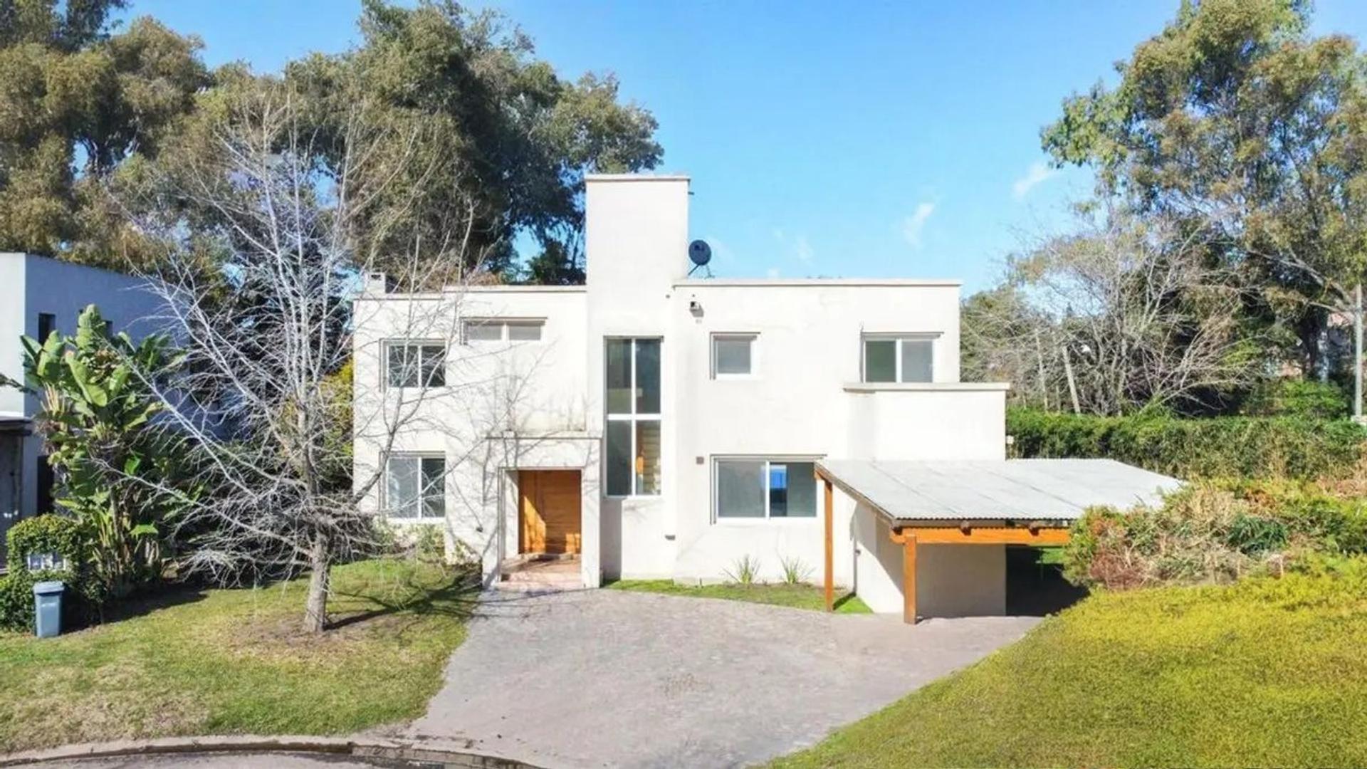 VENTA CASA 6 AMBIENTES