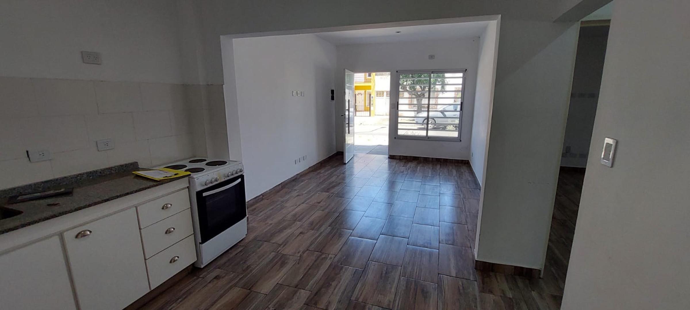 DEPTO 3 AMB PB C/ENTRADA INDEPENDIENTE