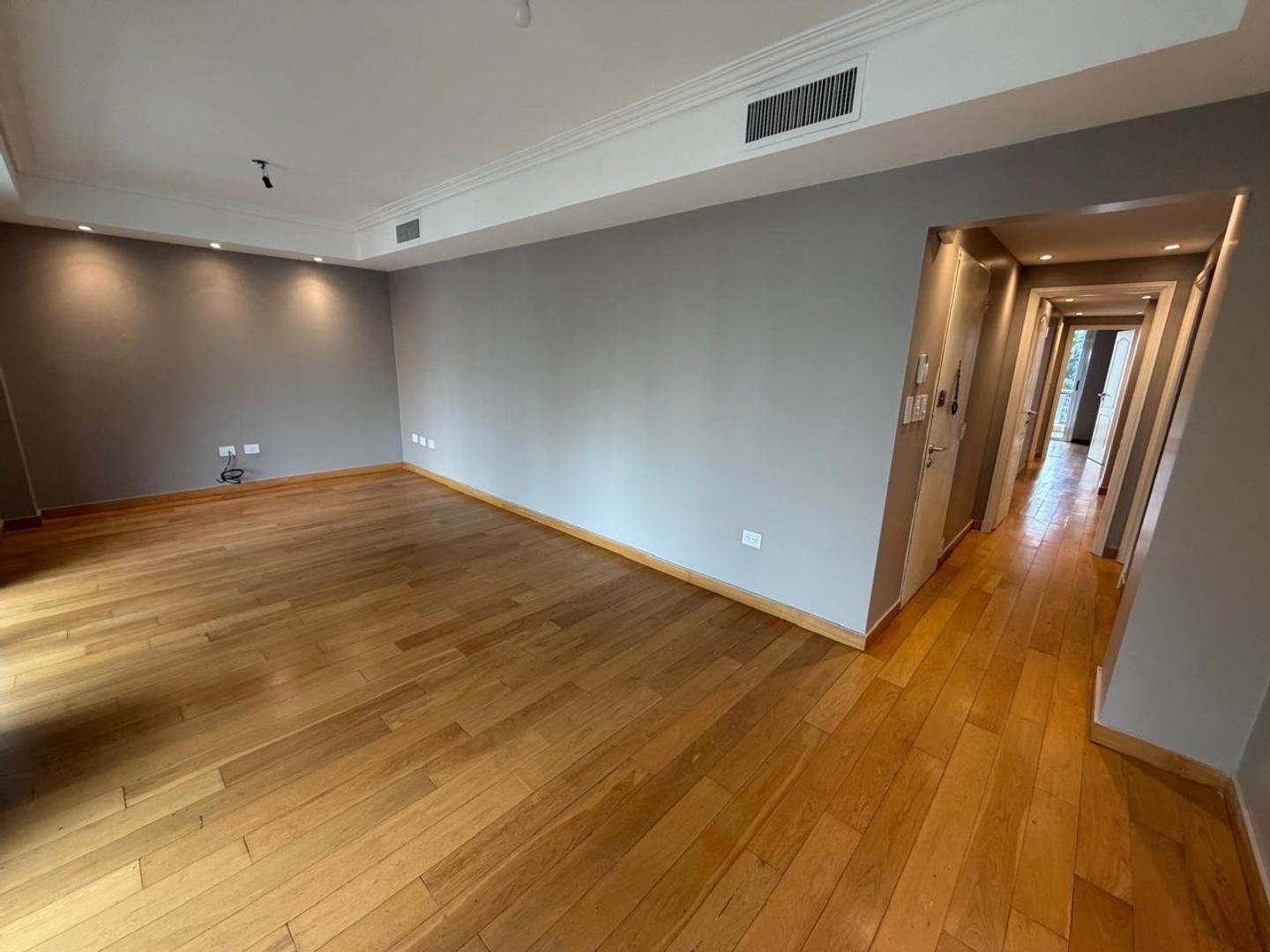 Departamento en Alquiler de 4 ambientes