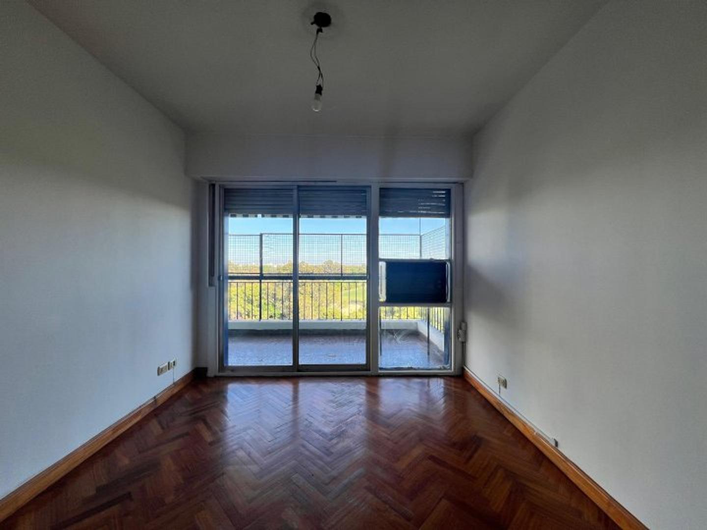 Departamento en Alquiler de 4 ambientes