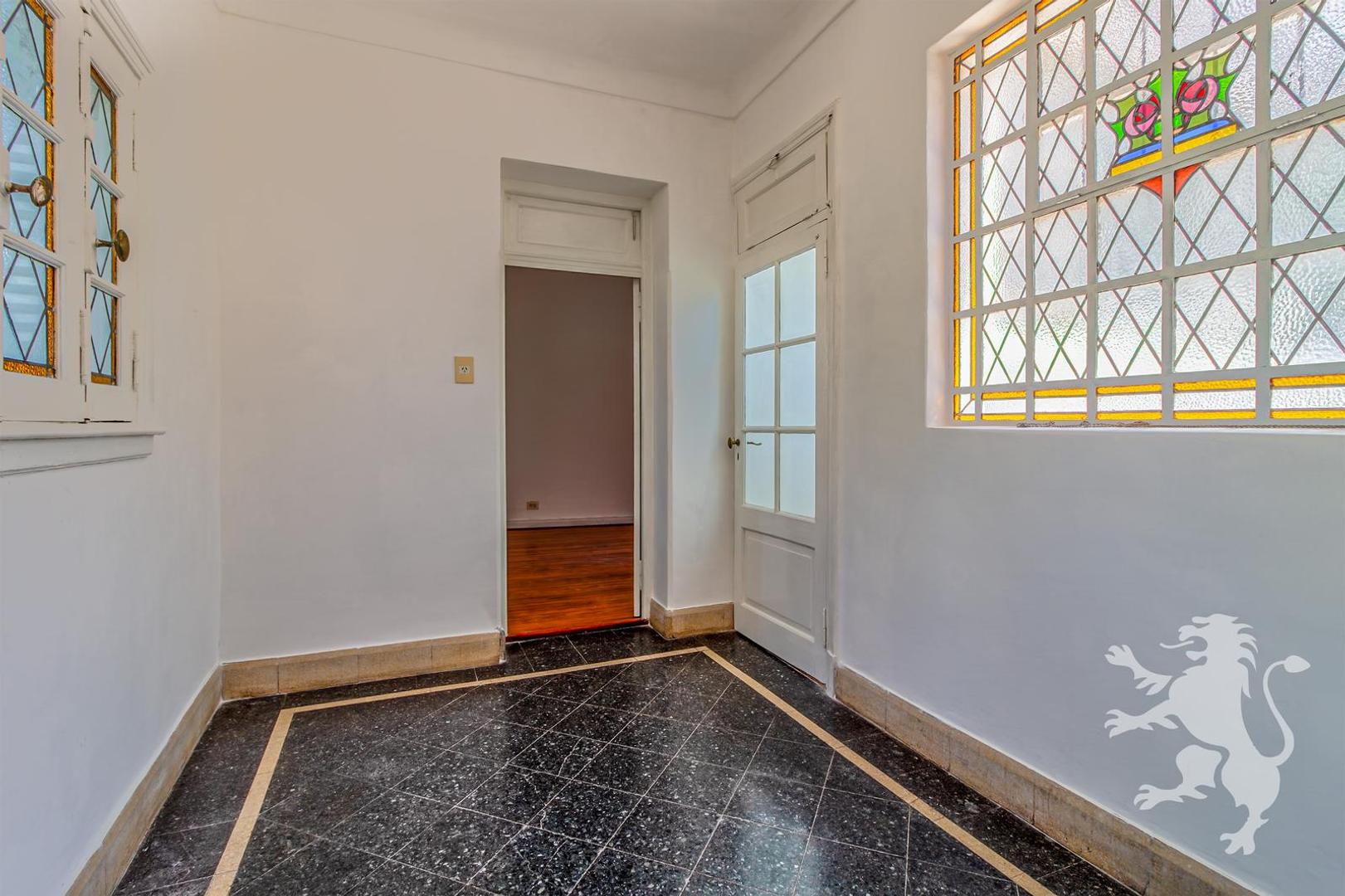 Depto Tipo Casa 2 ambientes con 1 baño